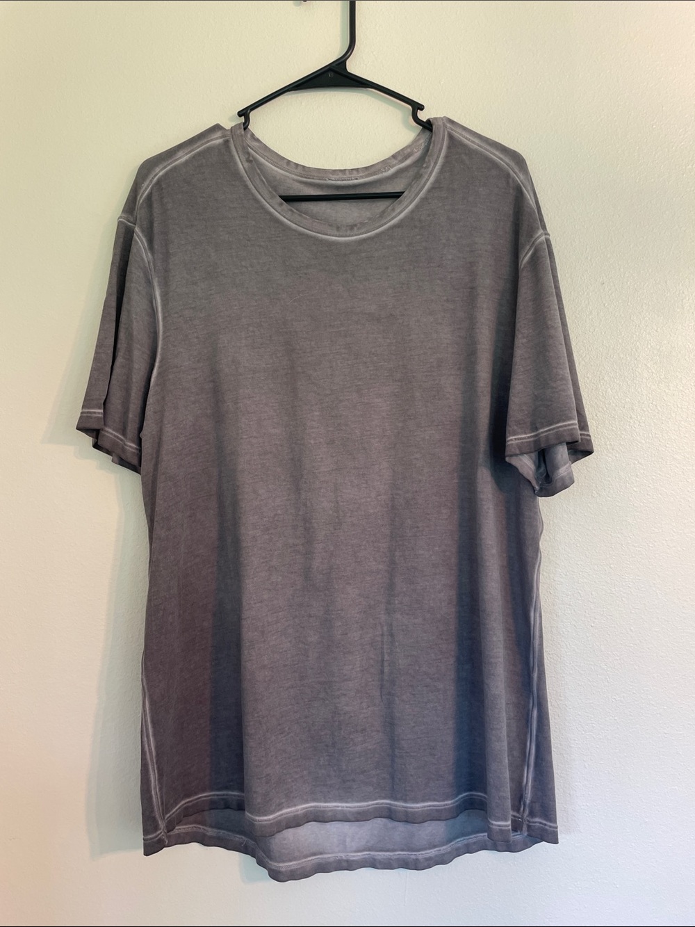 Lululemon 5 year basic tee - Picture 2 of 8
